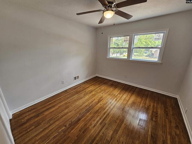 Photo of 8220 Hunt Club Road