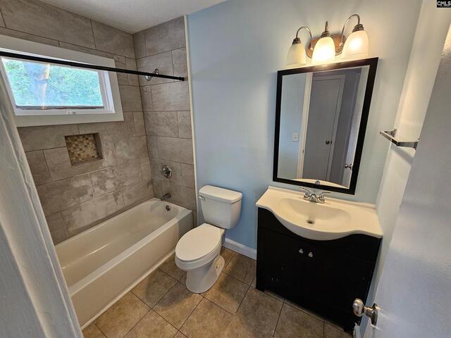 Photo of 8220 Hunt Club Road