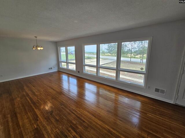 Photo of 8220 Hunt Club Road