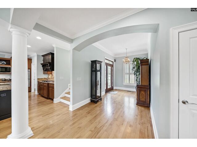 Photo of 224 Shorebreeze Drive Photo of 224 Shorebreeze Drive