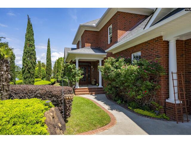 Photo of 224 Shorebreeze Drive Photo of 224 Shorebreeze Drive