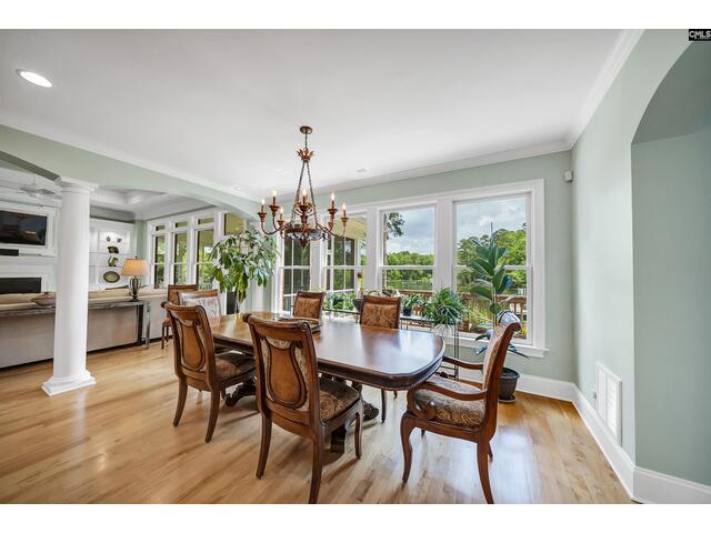 Photo of 224 Shorebreeze Drive Photo of 224 Shorebreeze Drive