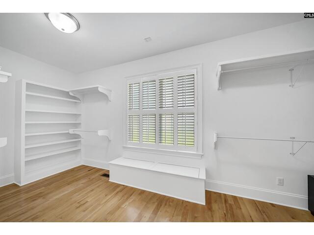 Photo of 224 Shorebreeze Drive Photo of 224 Shorebreeze Drive