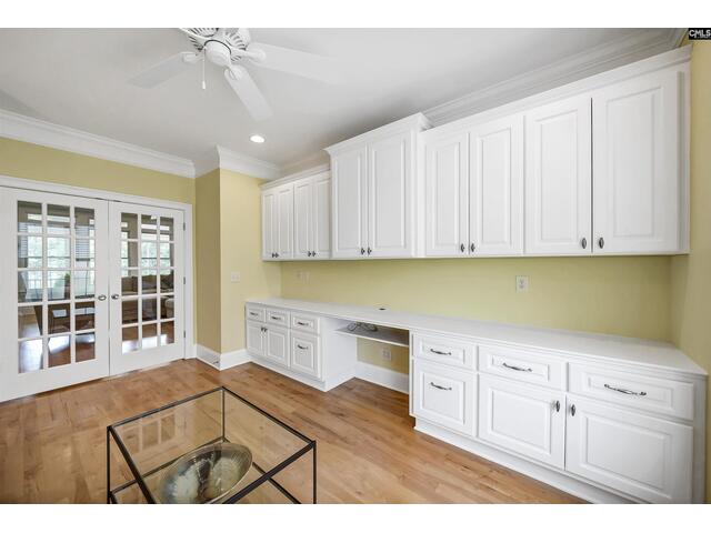 Photo of 224 Shorebreeze Drive Photo of 224 Shorebreeze Drive