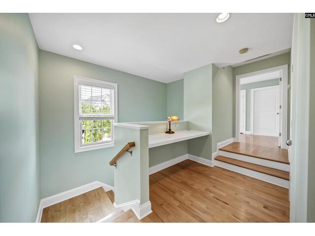Photo of 224 Shorebreeze Drive Photo of 224 Shorebreeze Drive