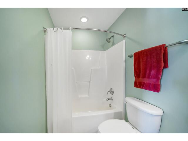 Photo of 224 Shorebreeze Drive Photo of 224 Shorebreeze Drive
