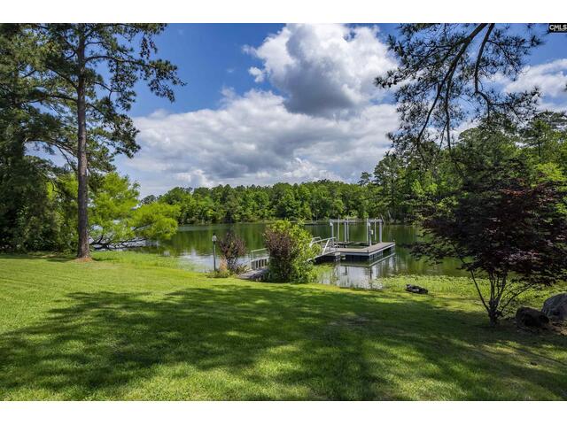 Photo of 224 Shorebreeze Drive Photo of 224 Shorebreeze Drive