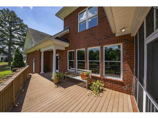 Photo of 224 Shorebreeze Drive Photo of 224 Shorebreeze Drive