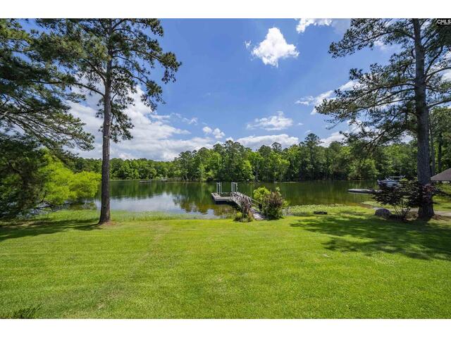 Photo of 224 Shorebreeze Drive Photo of 224 Shorebreeze Drive