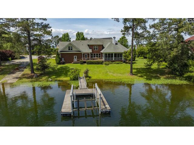 Photo of 224 Shorebreeze Drive Photo of 224 Shorebreeze Drive