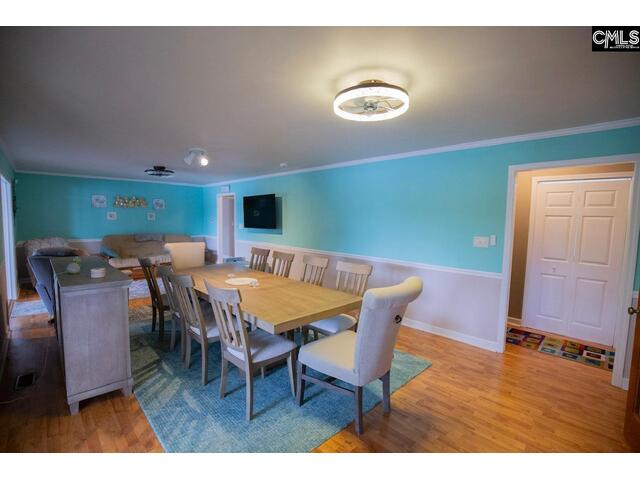 Photo of 2081 Great North Road