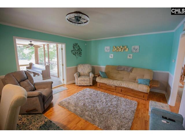 Photo of 2081 Great North Road
