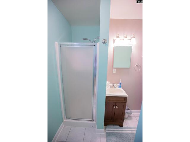 Photo of 2081 Great North Road