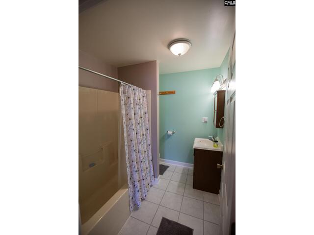 Photo of 2081 Great North Road