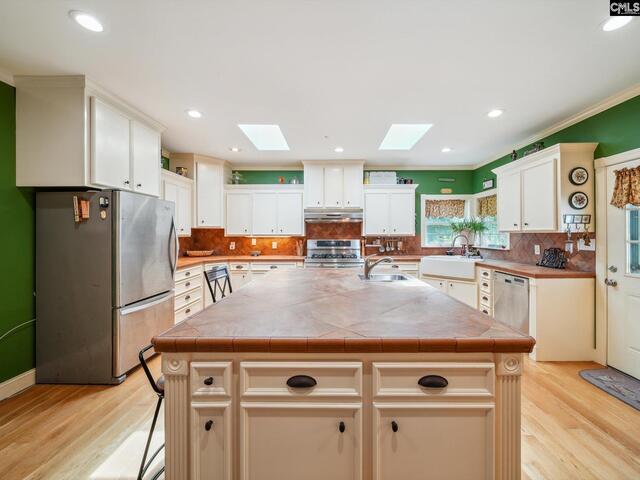 Photo of 2442 Singleton Point Point