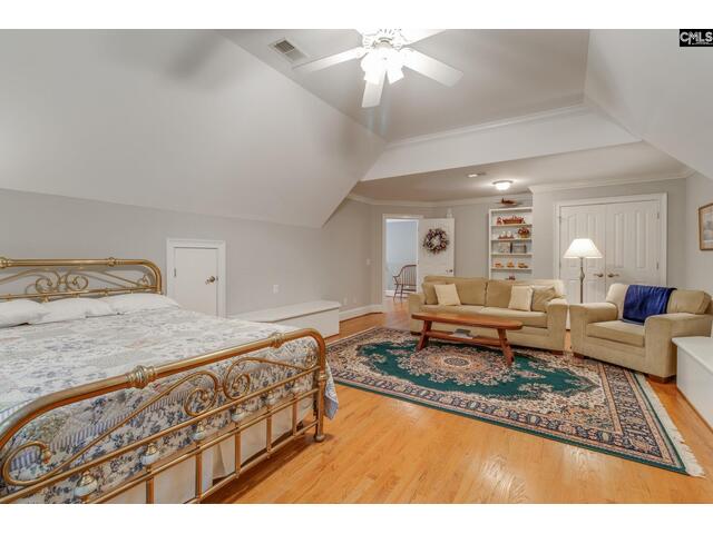 Photo of 106 Bridlewood Lane