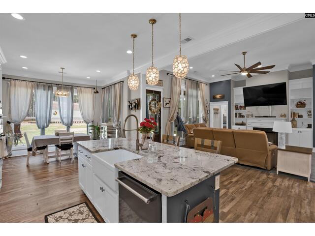 Photo of 2138 Lockhart Road