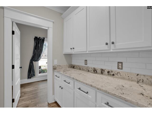 Photo of 2138 Lockhart Road