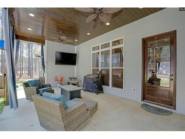 Photo of 2138 Lockhart Road