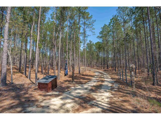 Photo of 2138 Lockhart Road