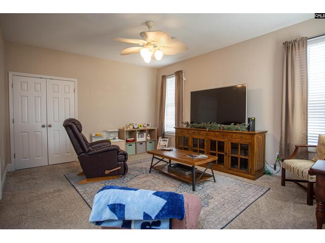 Photo of 2264 Ridgeway Road