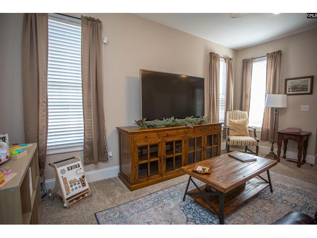 Photo of 2264 Ridgeway Road