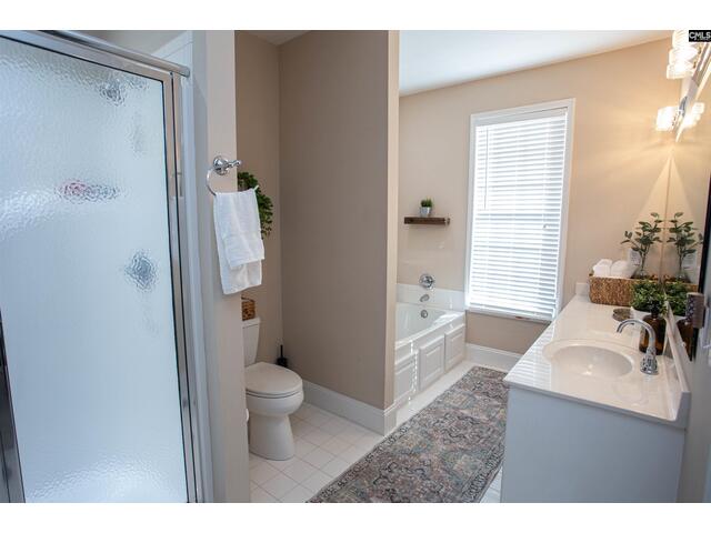 Photo of 2264 Ridgeway Road