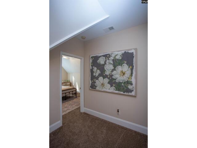 Photo of 2264 Ridgeway Road