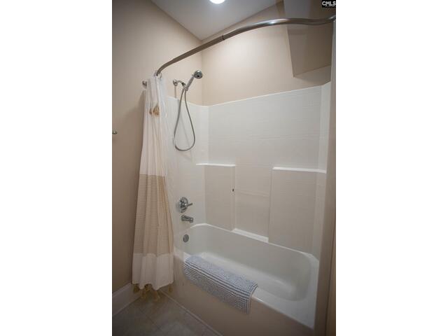 Photo of 2264 Ridgeway Road