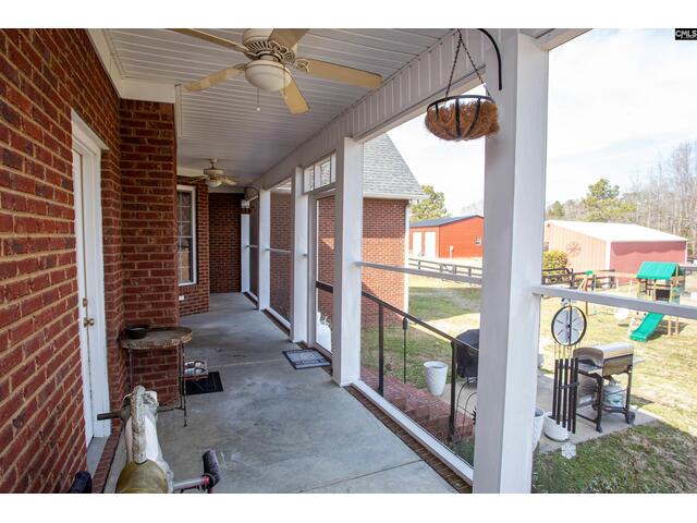 Photo of 2264 Ridgeway Road