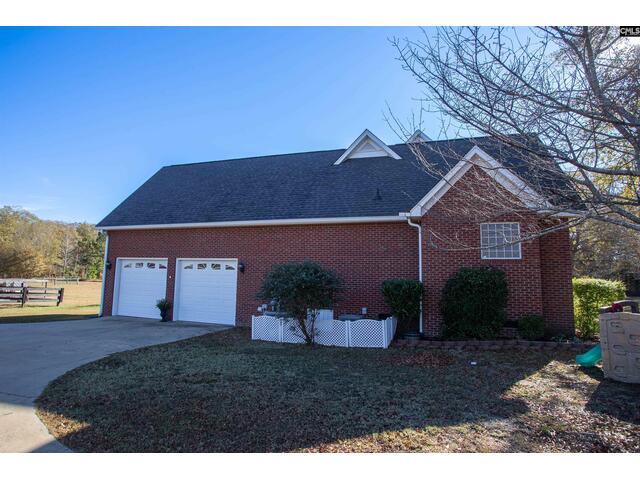 Photo of 2264 Ridgeway Road