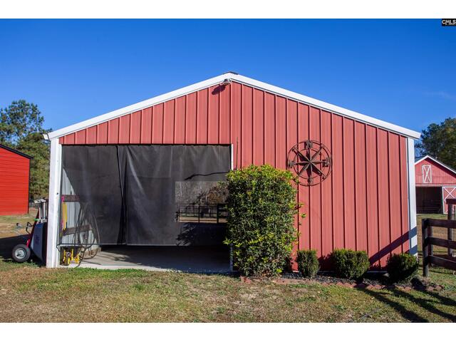 Photo of 2264 Ridgeway Road