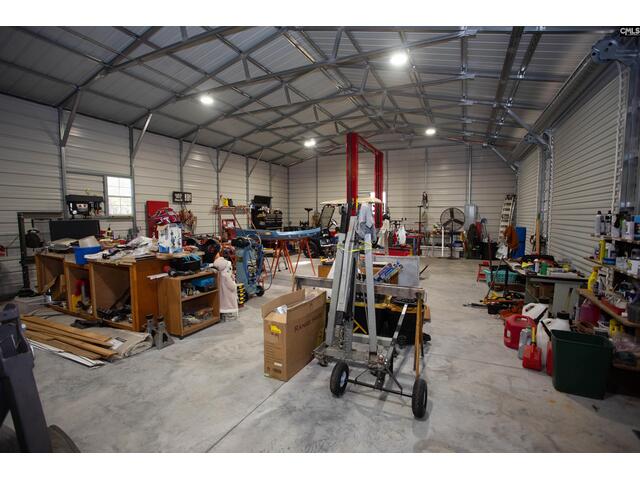 Photo of 2264 Ridgeway Road