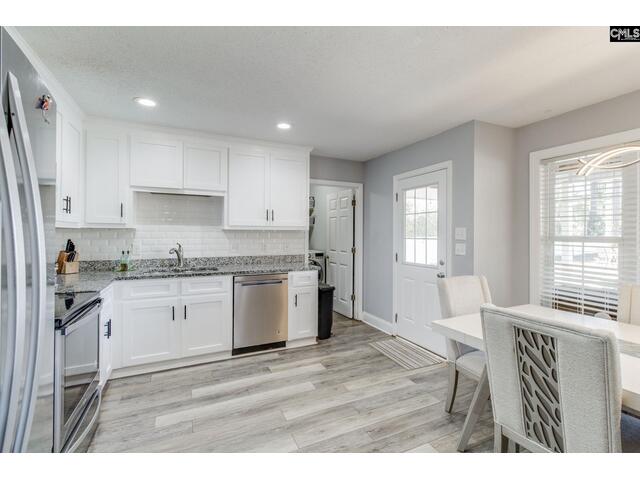 Photo of 15 Freedom Lane