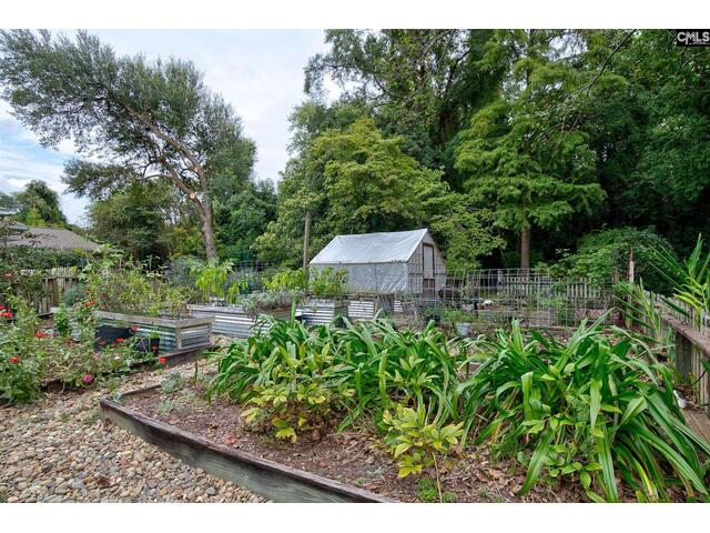 Photo of 1906 Carriage House Lane