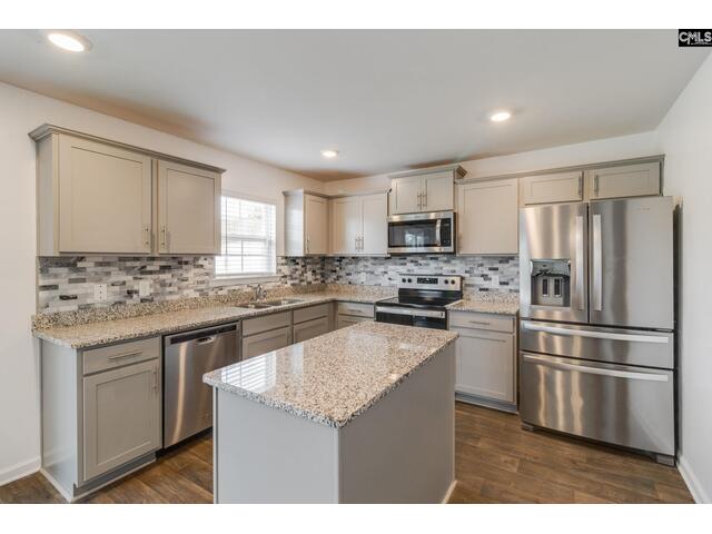 Photo of 125 Rippling Way Photo of 125 Rippling Way