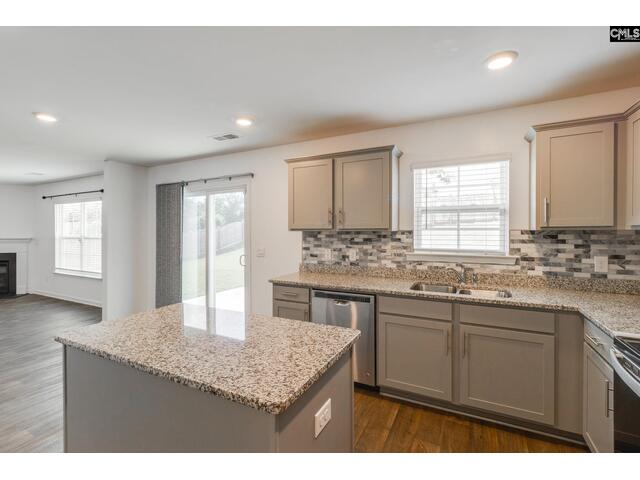 Photo of 125 Rippling Way Photo of 125 Rippling Way