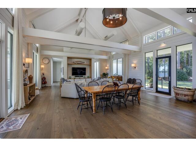 Photo of 576 Sandy Point Road