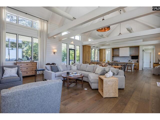 Photo of 576 Sandy Point Road