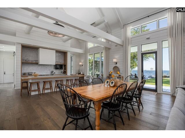 Photo of 576 Sandy Point Road