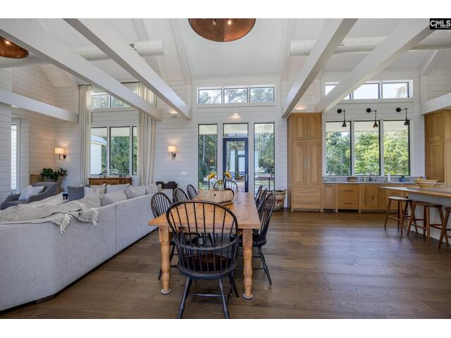 Photo of 576 Sandy Point Road