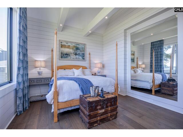 Photo of 576 Sandy Point Road