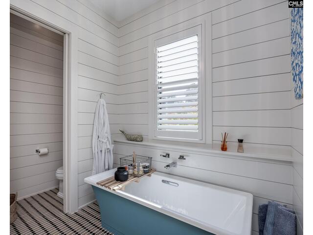 Photo of 576 Sandy Point Road