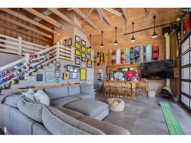 Photo of 576 Sandy Point Road