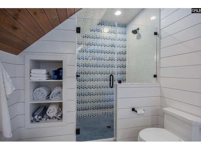 Photo of 576 Sandy Point Road