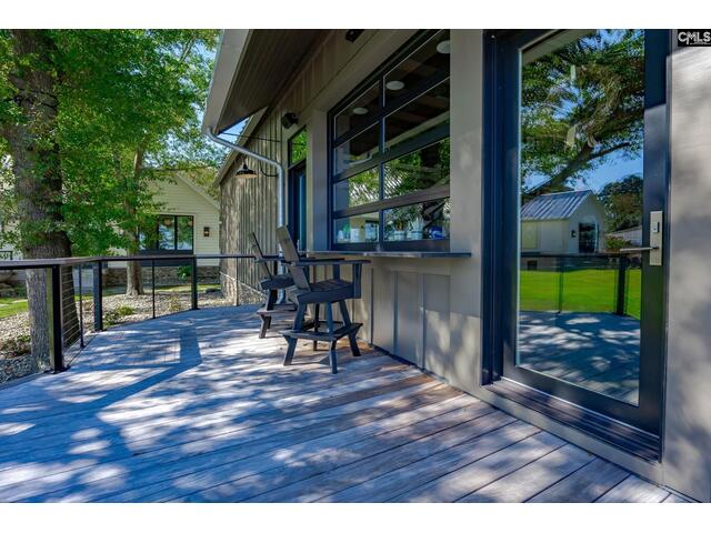 Photo of 576 Sandy Point Road