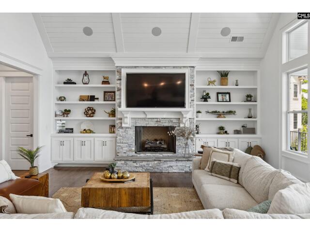 Photo of 249 Pointe Overlook Drive