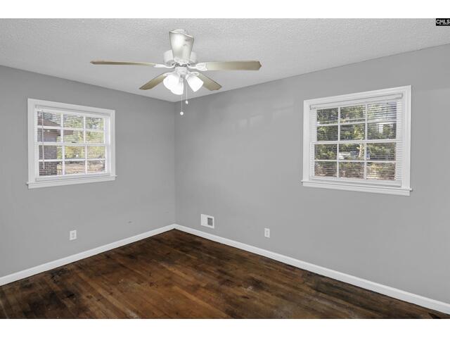 Photo of 109 Minolta Drive