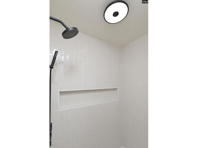 Photo of 703 Cedar Field Lane