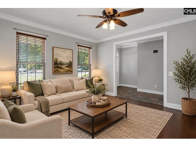 Photo of 421 Dutchman Shores Circle